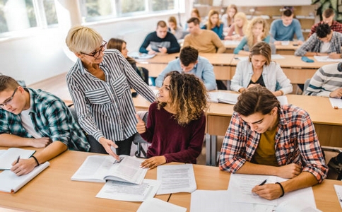 爱德思alevel数学分数线