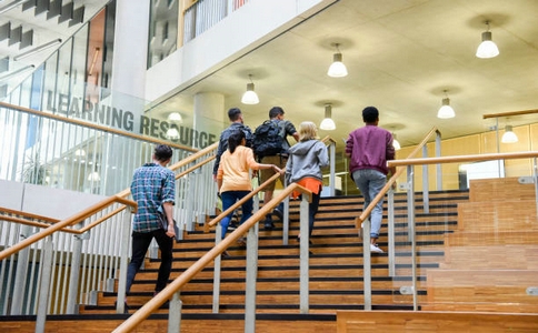 英国九大公学难申请吗，英国九大公校
